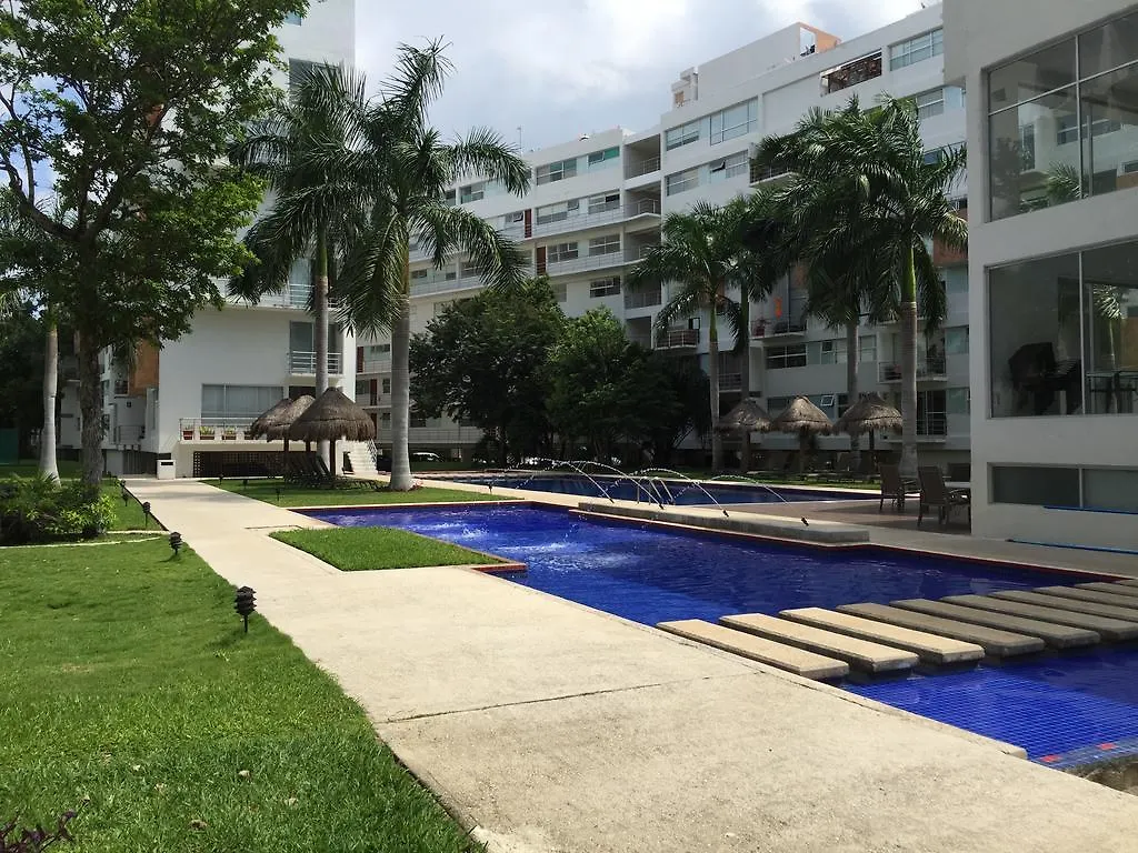 Horizontes Cancun & Tziara Sky Condos 0*,